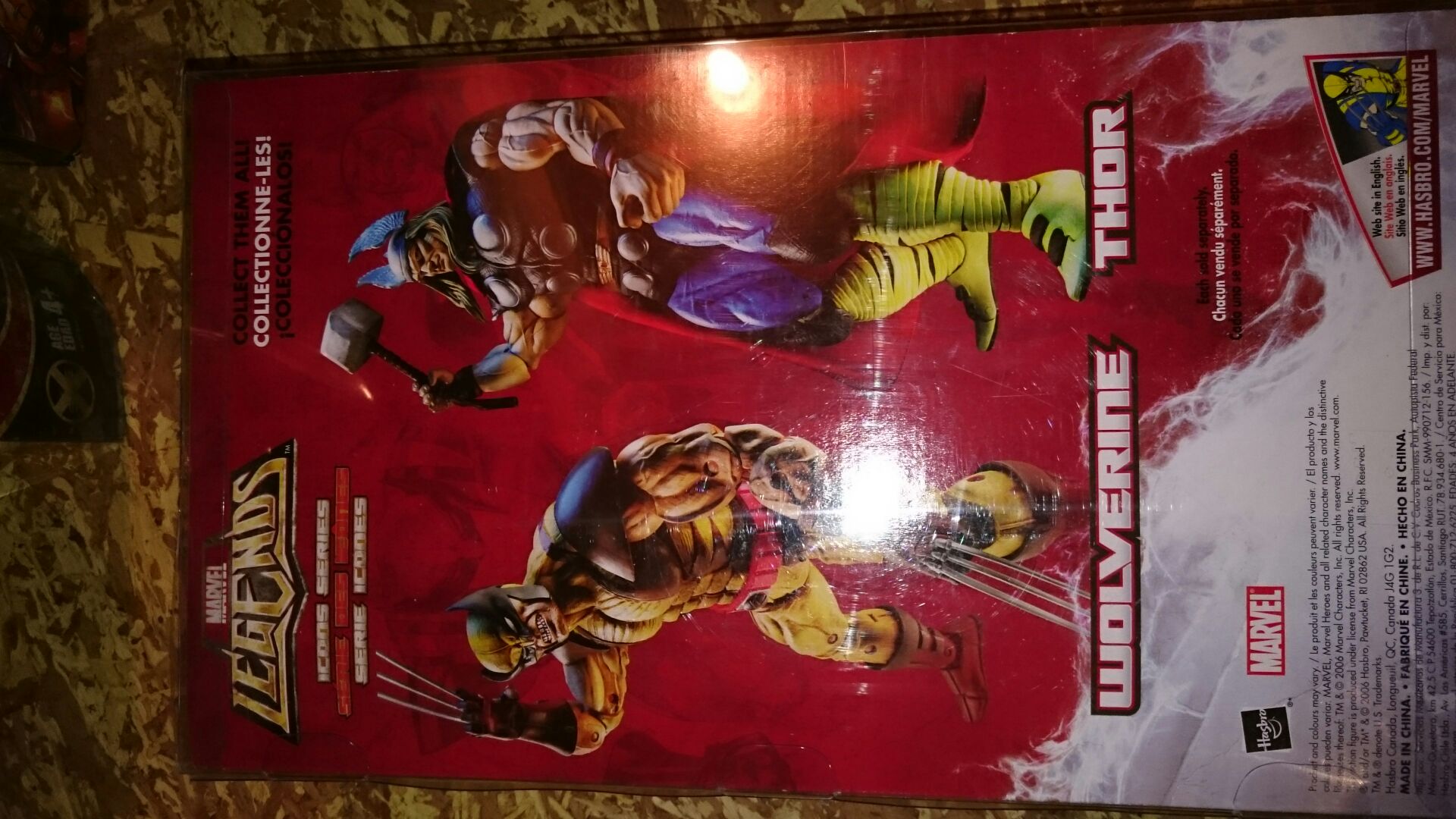 Wolverine  (Marvel Legends) action figure collectible [Barcode 653569205531] - Main Image 2