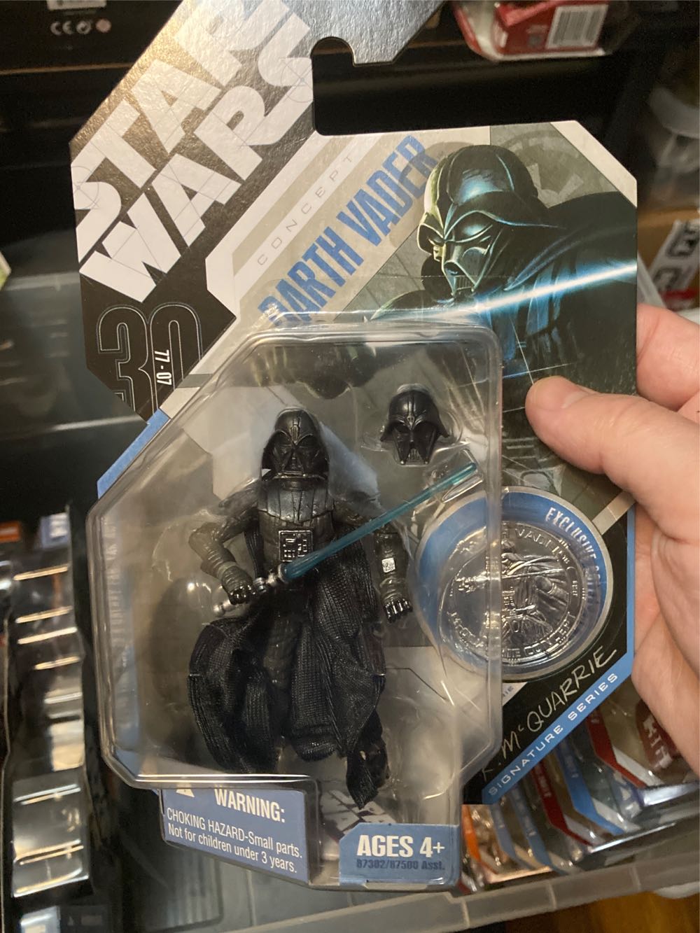 Darth Vader (McQuarrie Concept) - Hasbro (Star Wars) action figure collectible [Barcode 653569206620] - Main Image 4