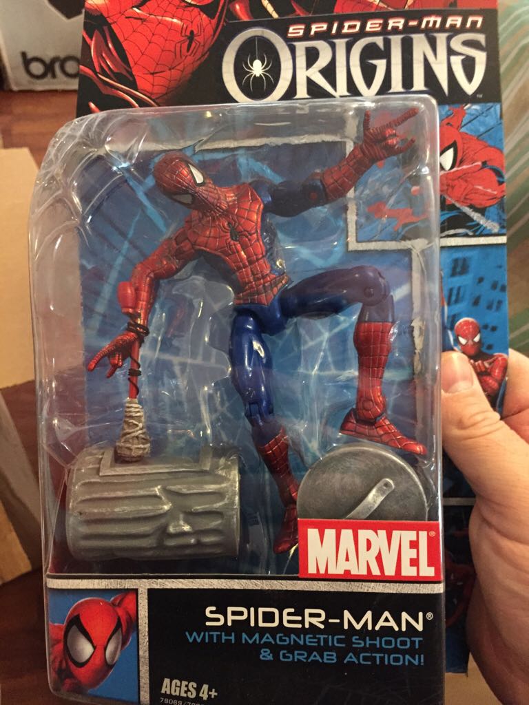 Spider-Man - Hasbro (Marvel Legends) (Marvel Origins!) action figure collectible [Barcode 653569207696] - Main Image 1