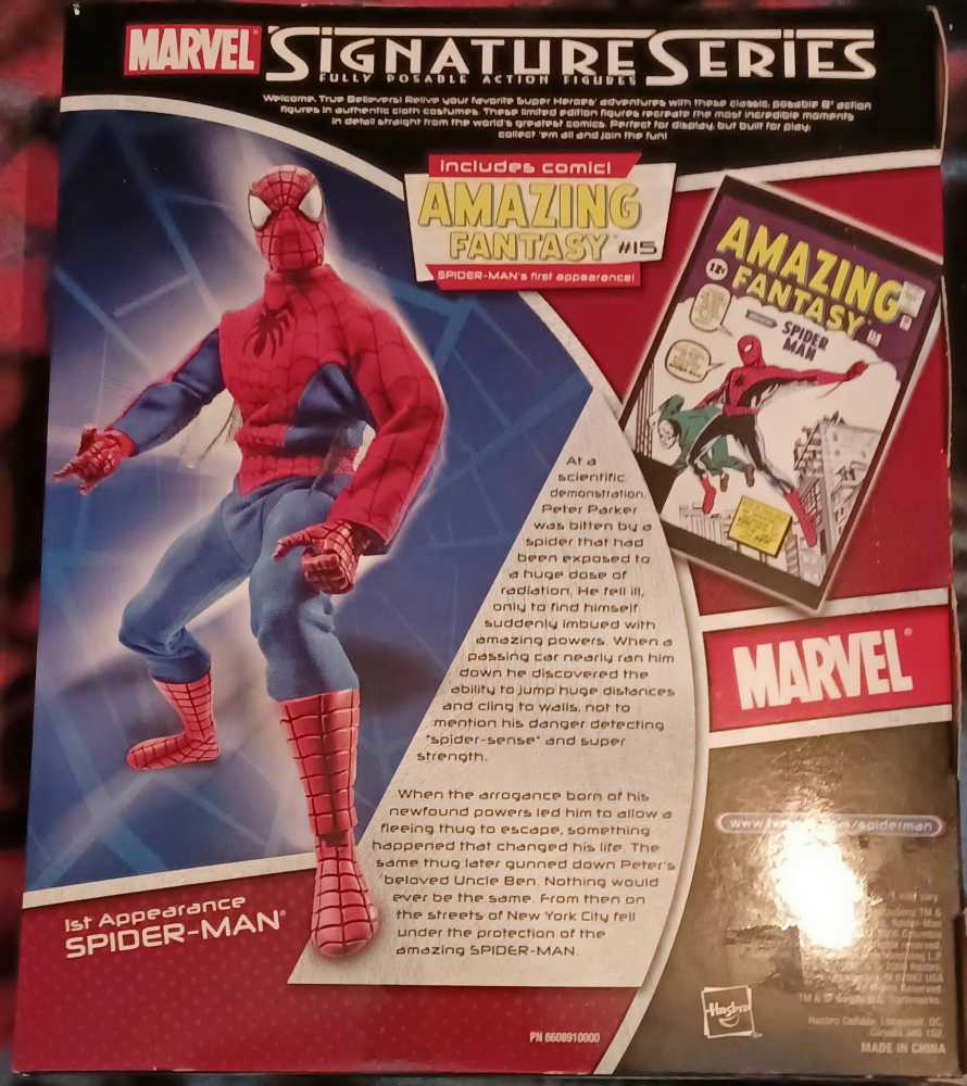 Spider-man Origins Signature Series 1st Appearance Spider-Man With Comic Rare  action figure collectible [Barcode 653569209768] - Main Image 2