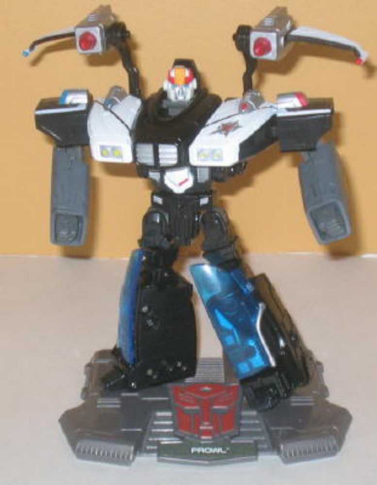 Prowl: Toys R Us Exclusive - Hasbro (Titanium Figures) action figure collectible [Barcode 653569226192] - Main Image 2