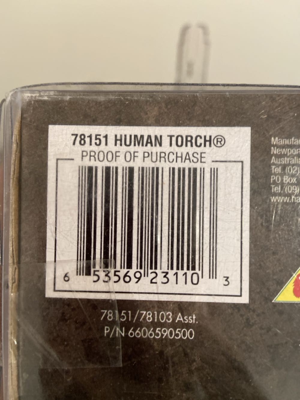 Human Torch - Hasbro (Marvel Legends: Icons Series) action figure collectible [Barcode 653569231103] - Main Image 4