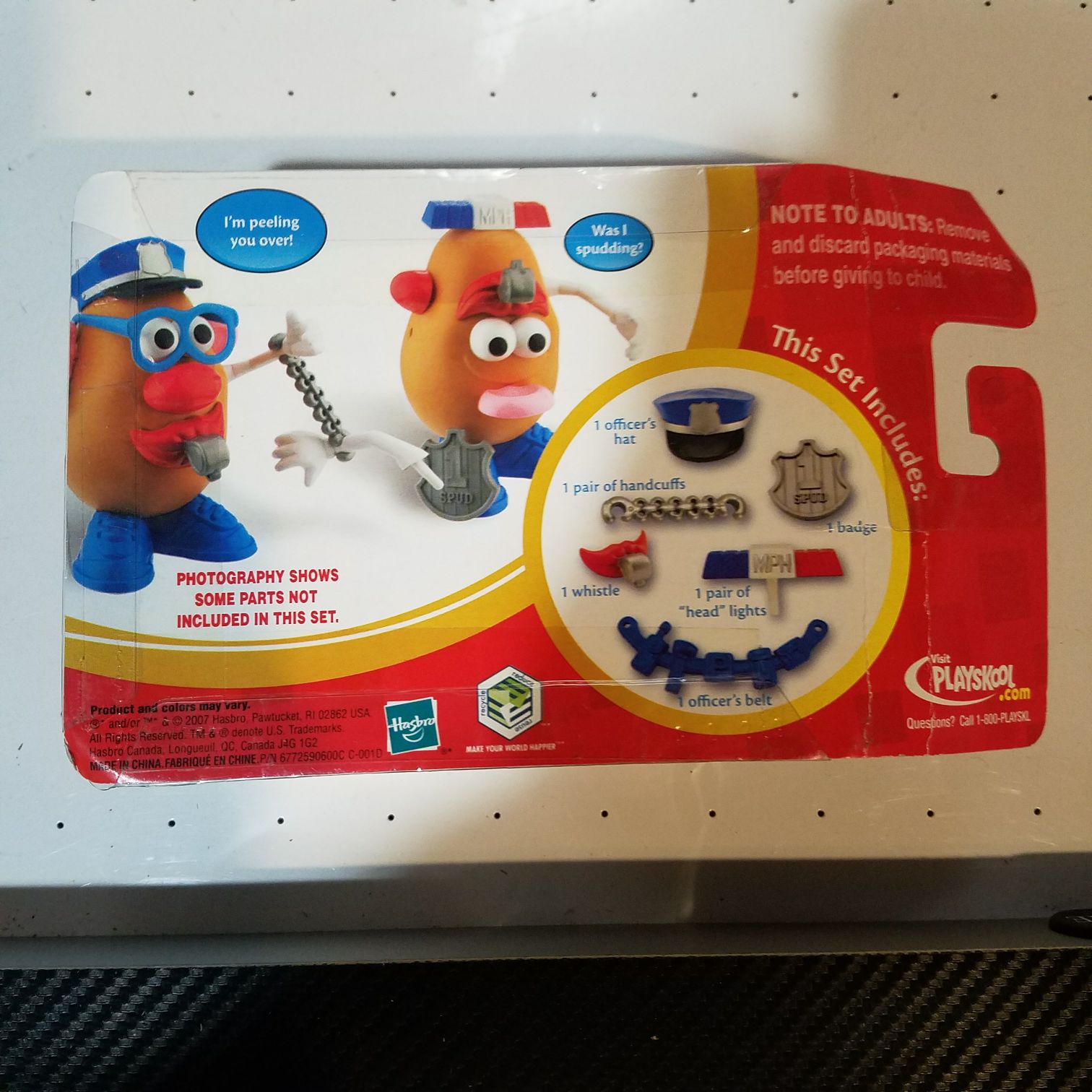 Officer Spud parts ’n pieces - Playskool/Hasbro action figure collectible [Barcode 653569245209] - Main Image 2