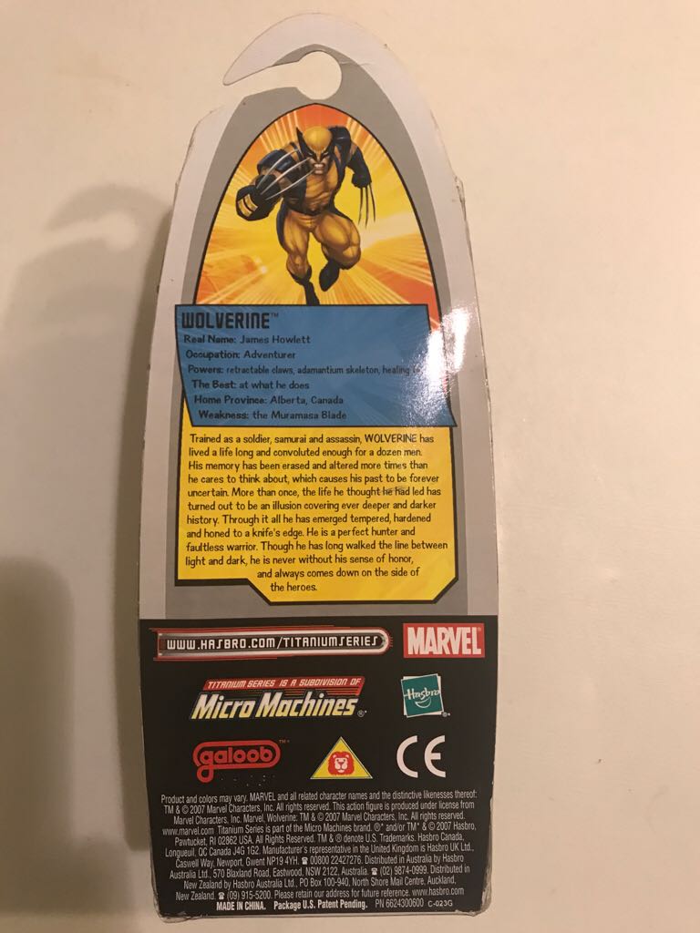 Wolverine - Hasbro (Marvel Titanium Series) action figure collectible [Barcode 653569245346] - Main Image 2