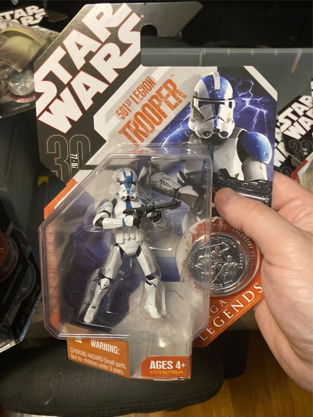 501st Legion Trooper (Episode III) [Normal] - Hasbro (The 30th Anniversary Collection (Saga Legends)) action figure collectible [Barcode 653569248552] - Main Image 4