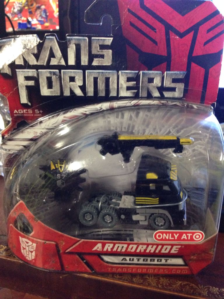 Optimus Prime (TFA Activators)