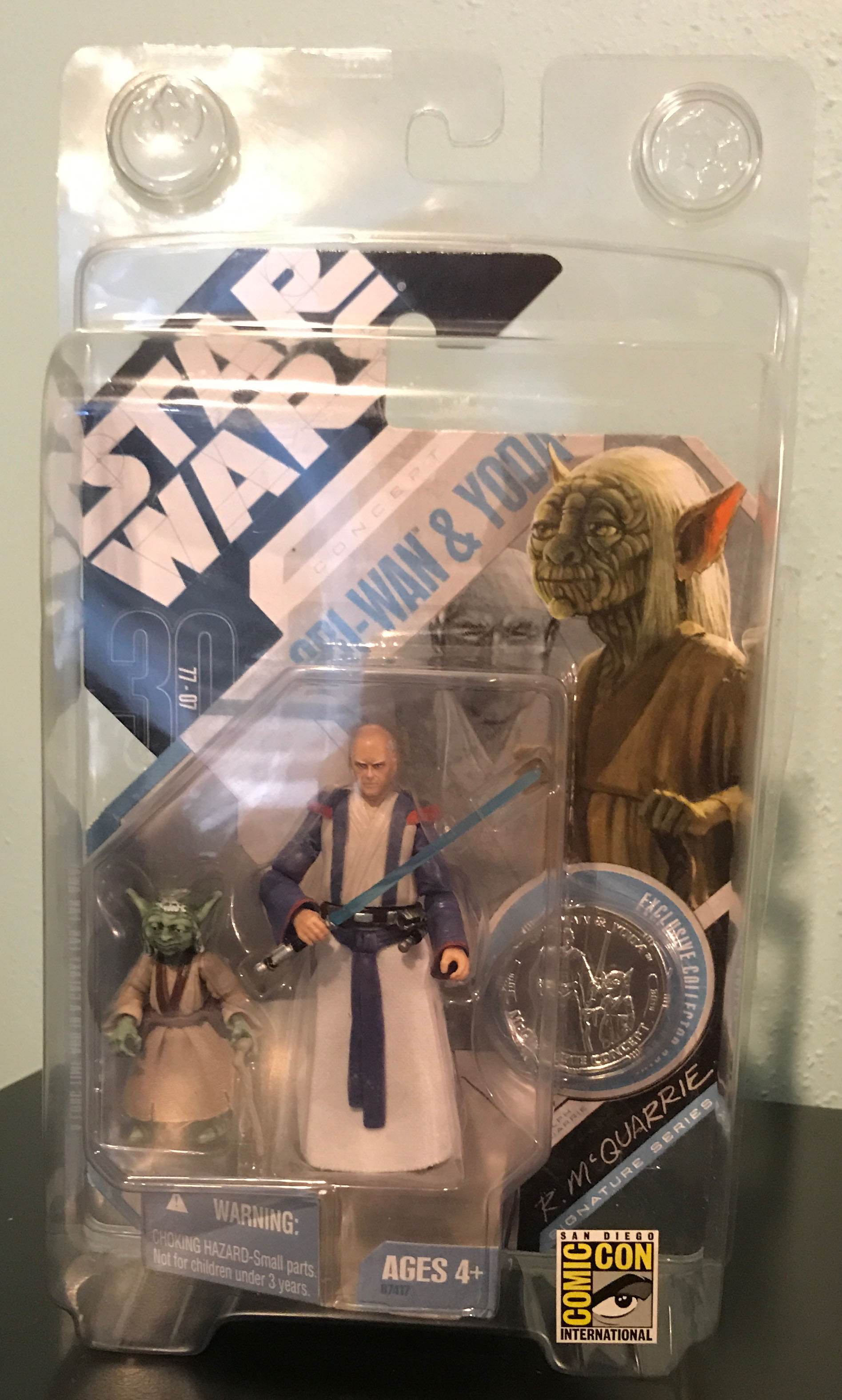Obi-Wan & Yoda (McQuarrie Concept) - Hasbro (The 30th Anniversary Collection (Exclusives)) action figure collectible [Barcode 653569257936] - Main Image 3