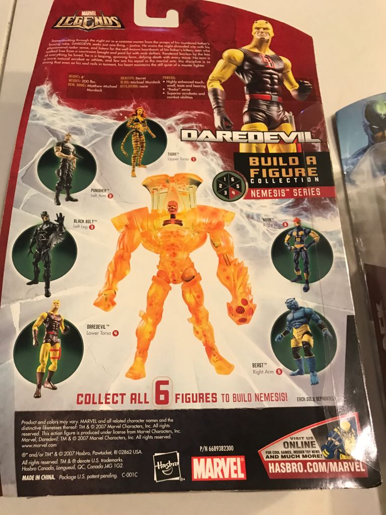 Yellow/Red Daredevil - Hasbro (Marvel Legends - Nemesis) action figure collectible [Barcode 653569260264] - Main Image 2