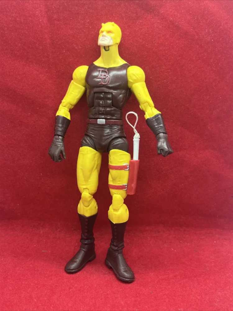 Yellow/Red Daredevil - Hasbro (Marvel Legends - Nemesis) action figure collectible [Barcode 653569260264] - Main Image 3