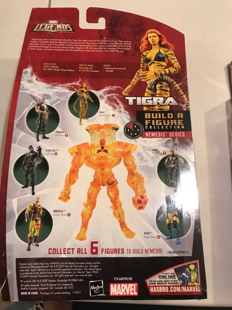 Tigra - Hasbro (Marvel Legends - Hasbro) action figure collectible [Barcode 653569260295] - Main Image 2