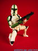 Star Wars - Saga Legends - Clone Trooper Officer - 30th Anniversary Collection - Hasbro (Attack Of The Clones) action figure collectible [Barcode 653569261230] - Main Image 2