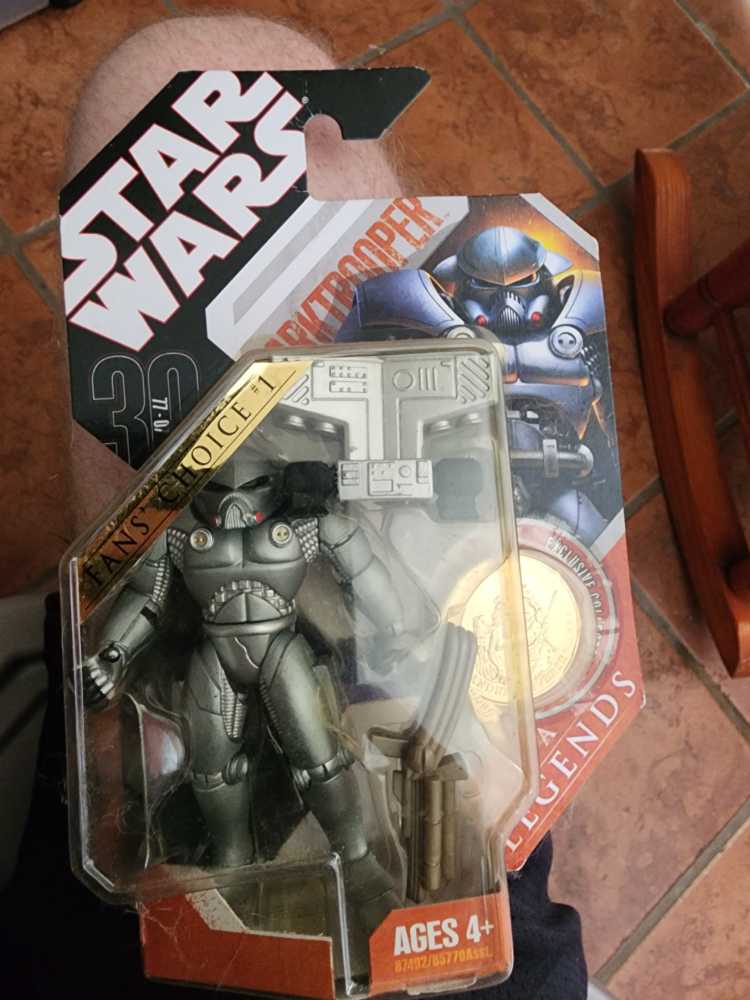 Darktrooper - Star Wars 30th Anniversary - Hasbro (Star Wars) action figure collectible [Barcode 653569261254] - Main Image 4