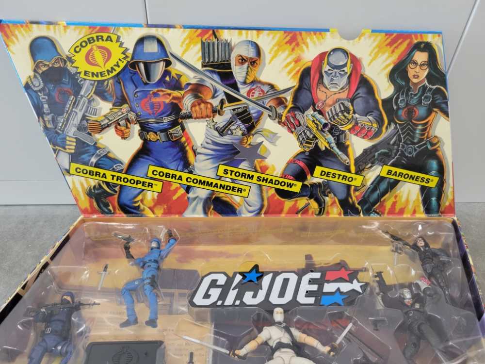 G.I. Joe Cobra Figures Set - Hasbro (GI Joe 25th Anniversary) action figure collectible [Barcode 653569267584] - Main Image 3