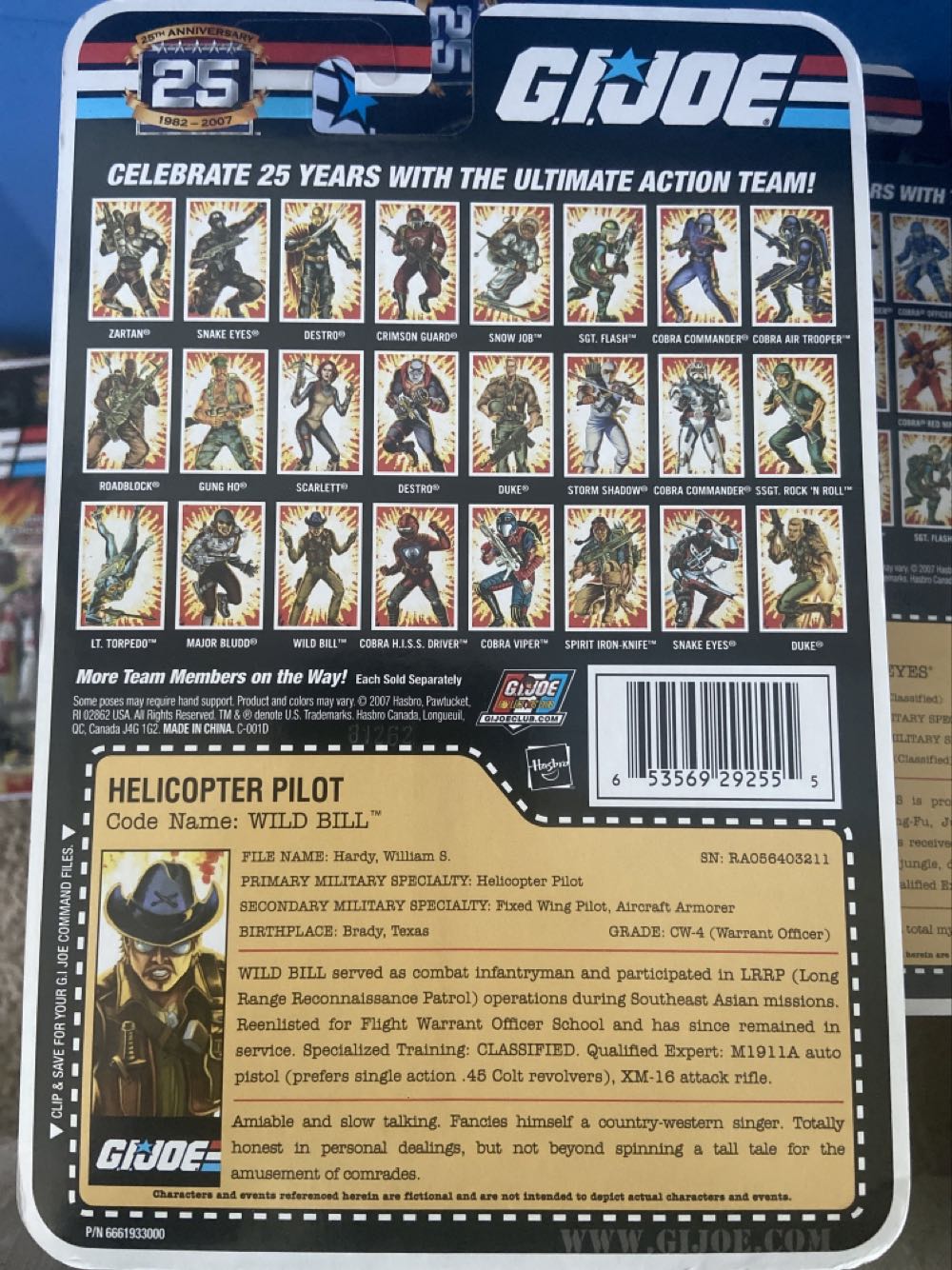 Wild Bill - Helicopter Pilot - Hasbro (G.I. Joe 25th Anniversary) action figure collectible [Barcode 653569292555] - Main Image 3