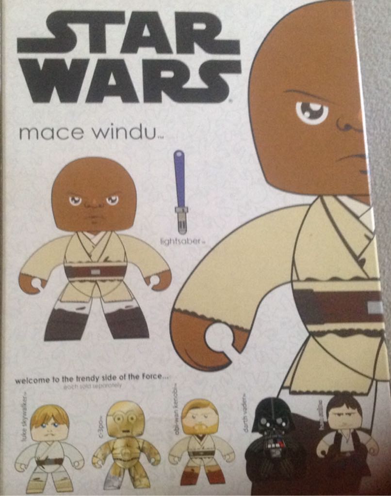 Mace Windu - Hasbro (Star Wars: Attack Of The Clones) action figure collectible [Barcode 653569296768] - Main Image 2