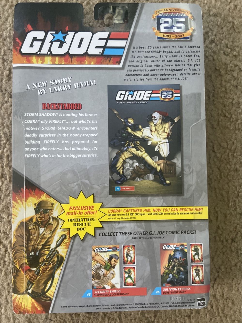 Firefly & Storm Shadow - Hasbro (G.I. Joe 25th Anniversary Comic Pack) action figure collectible [Barcode 653569309444] - Main Image 3