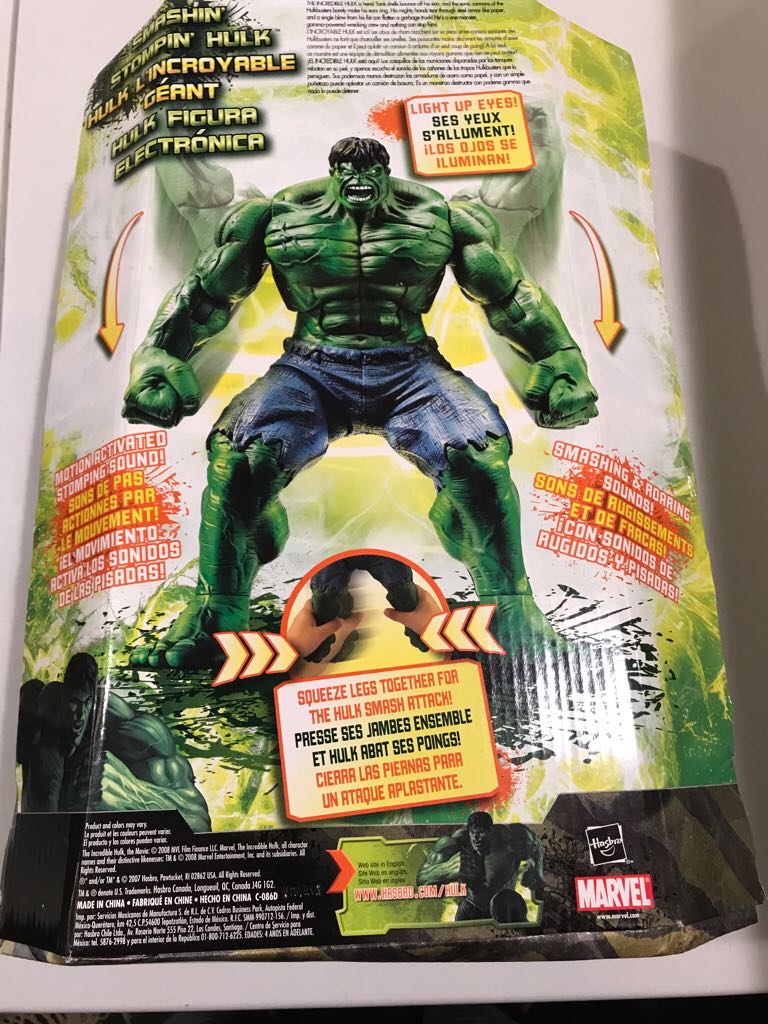 Hulk Movie Smashin Stompin Electronic Hulk  action figure collectible [Barcode 653569320708] - Main Image 2