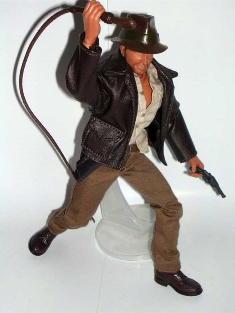 Indiana Jones 12”: INDIANA JONES Talking Action Figure Doll - Hasbro (Indiana Jones) action figure collectible [Barcode 653569322177] - Main Image 3