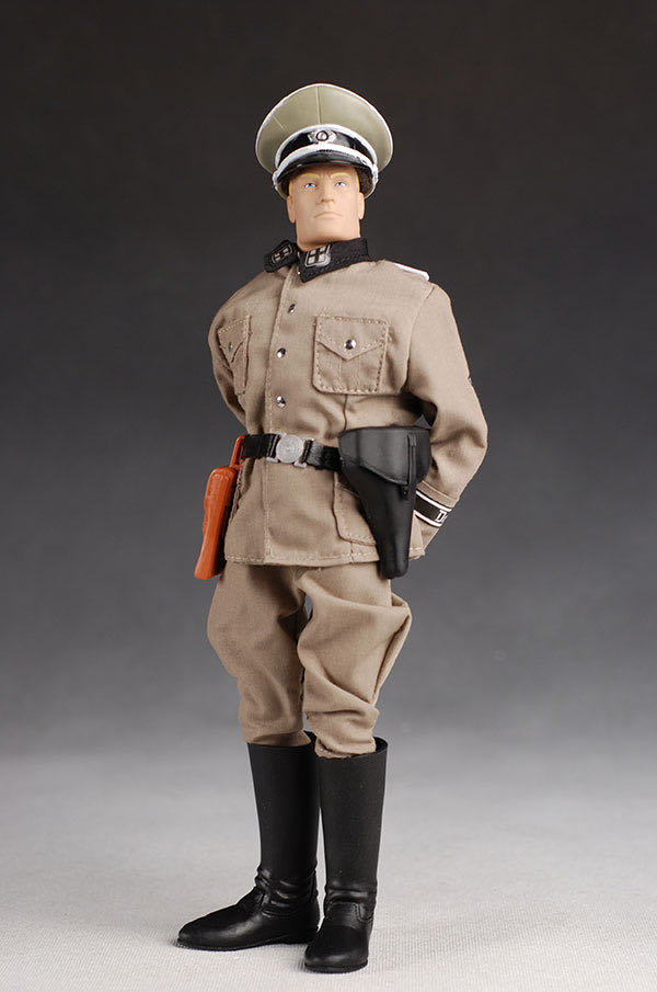 Indiana Jones 12” (TLC): GERMAN OFFICER - Hasbro (Indiana Jones And The Last Crusade) action figure collectible [Barcode 653569322207] - Main Image 3