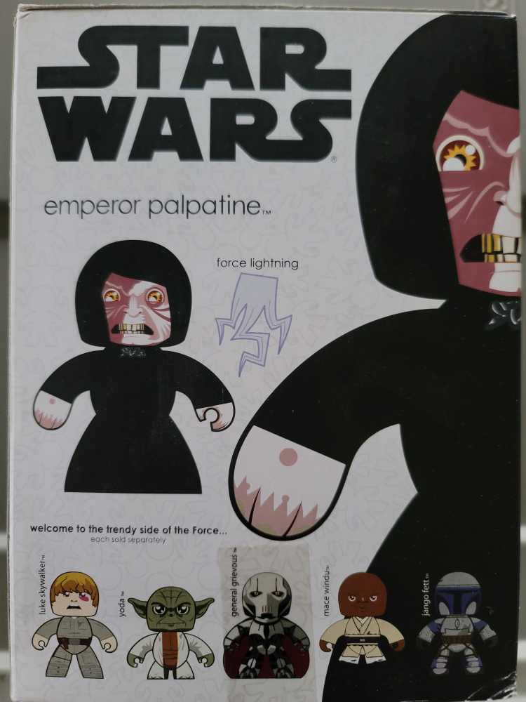 Emperor Palpatine - Hasbro (Star Wars: Return Of The Jedi) action figure collectible [Barcode 653569323068] - Main Image 2