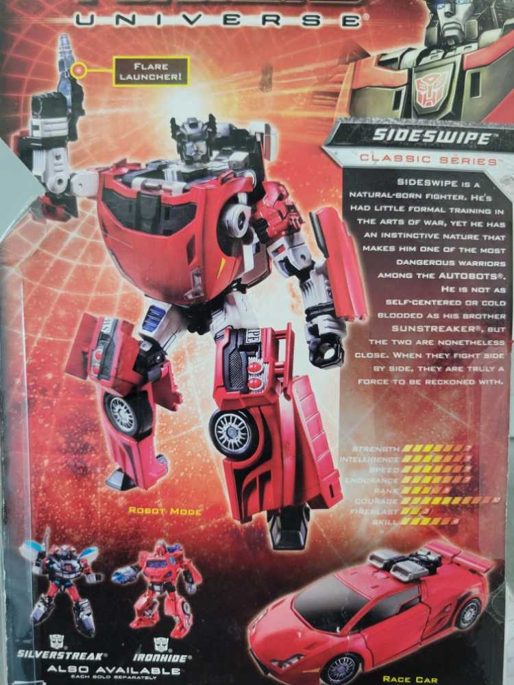 Sideswipe - Hasbro (Generations) action figure collectible [Barcode 653569325208] - Main Image 4