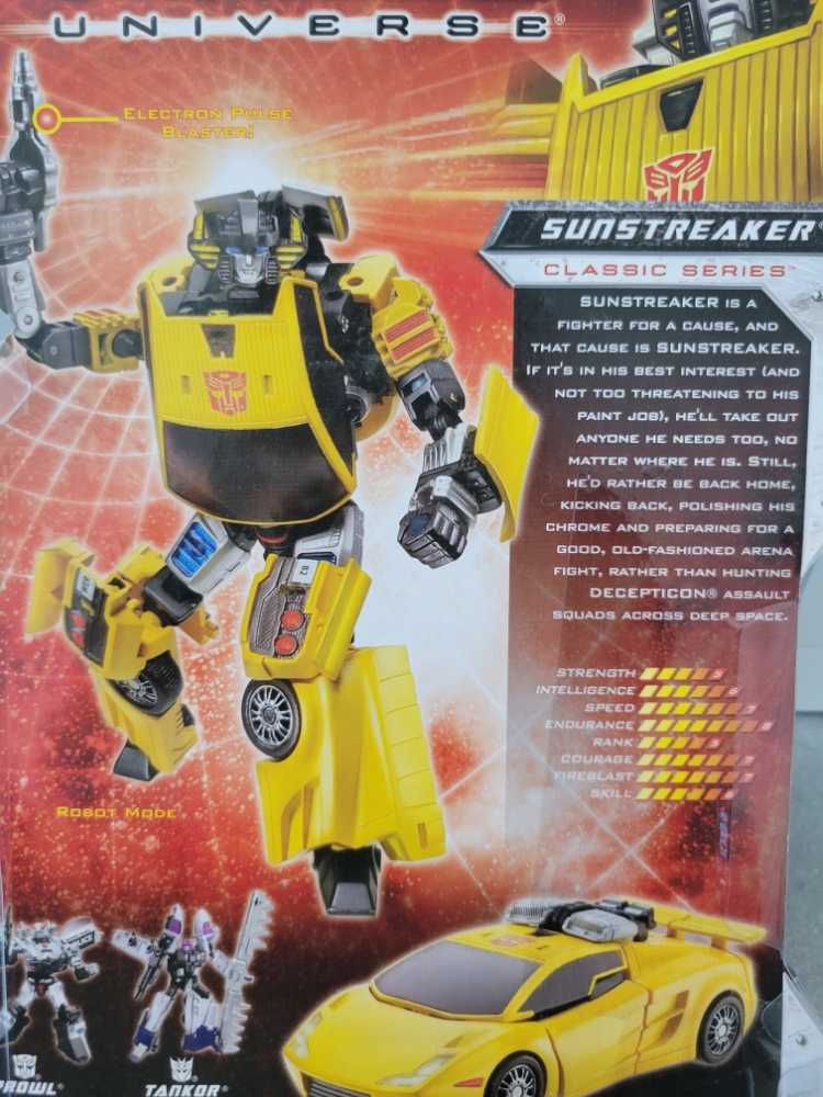 Sunstreaker - Hasbro (Generations) action figure collectible [Barcode 653569325222] - Main Image 4