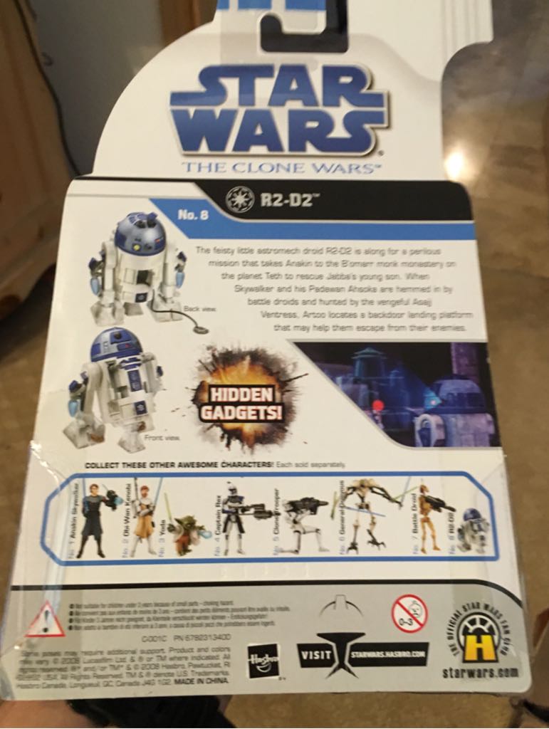 R2-D2 (Hidden Gadgets) - Hasbro (The Clone Wars) action figure collectible [Barcode 653569325901] - Main Image 2