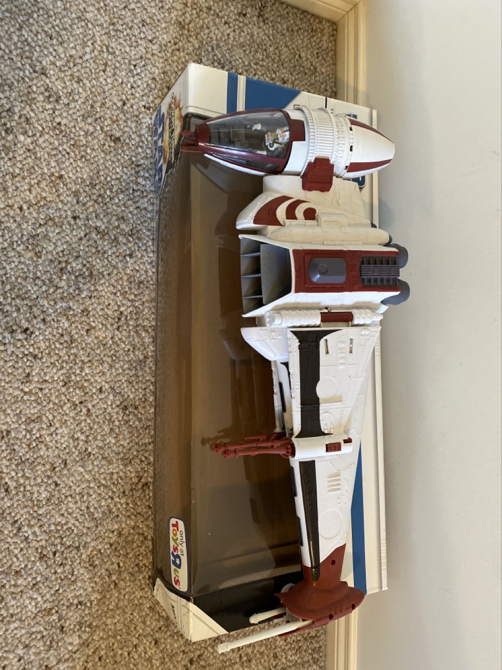 0V Dagger Squadron B-Wing Fighter - Hasbro (Ships & Vehicles) action figure collectible [Barcode 653569328841] - Main Image 3