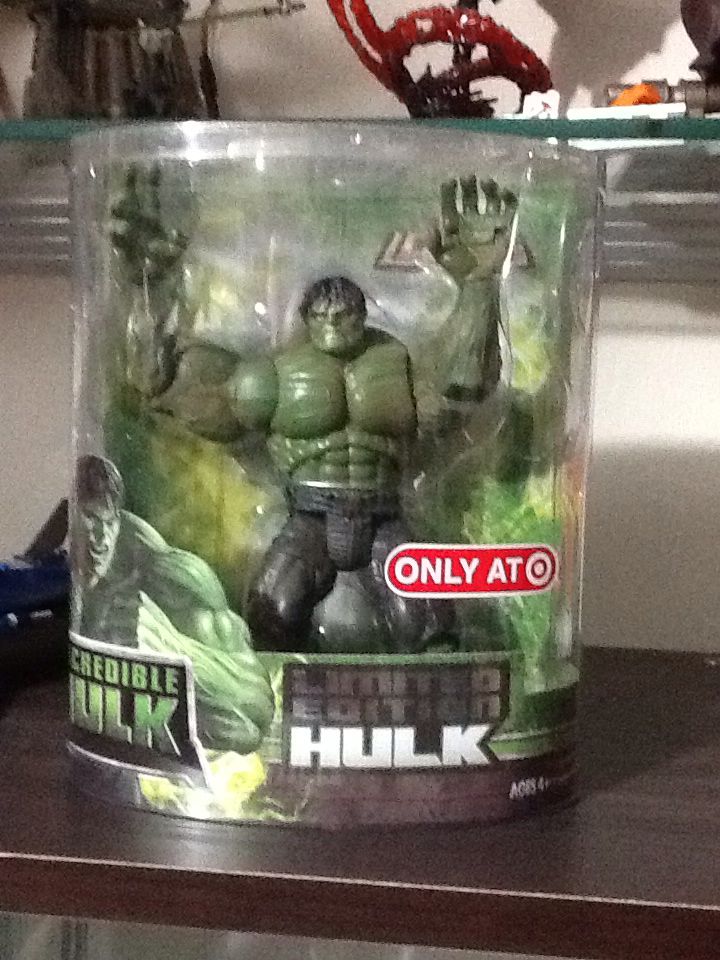 Toybiz Incredible Hulk Movie (Limited Edition) Target Exclusive  - Hasbro - Marvel Legends (Marvel: Legends: 6”) action figure collectible [Barcode 653569328865] - Main Image 1
