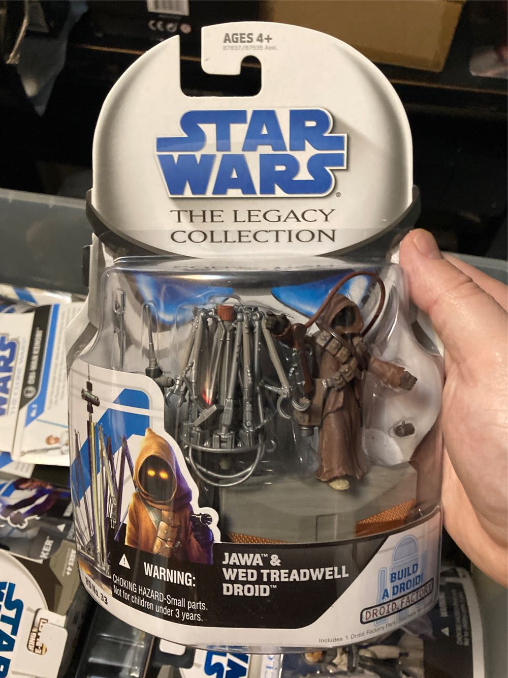 Jawa & WED Treadwell Droid - Hasbro (The Legacy Collection - Build A Droid) action figure collectible [Barcode 653569342267] - Main Image 4