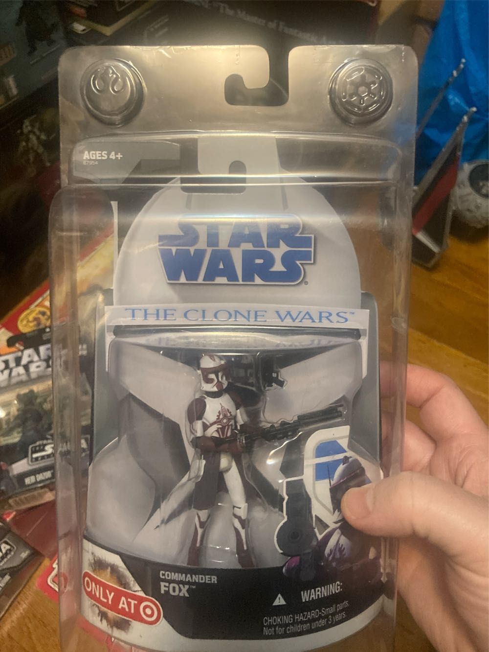 Commander Fox - Star Wars Target Exclusive - Hasbro (Star Wars) action figure collectible [Barcode 653569346258] - Main Image 4