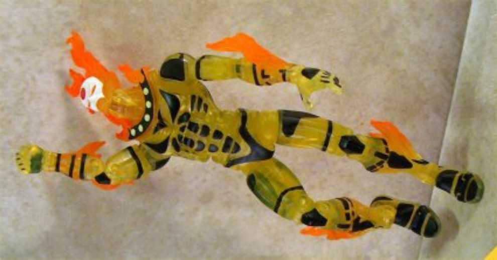 Sunfire - Marvel Legends (Marvel (X-men)) action figure collectible [Barcode 653569348771] - Main Image 3