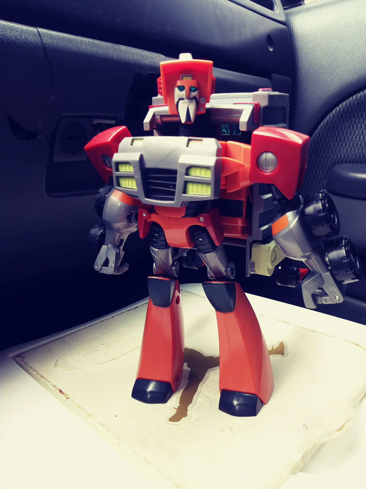 Transformers Animated Voyager Class Wreck-Gar - Hasbro (Transformers Animated) action figure collectible [Barcode 653569349662] - Main Image 2