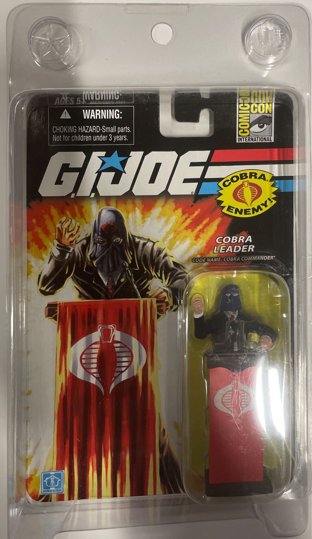 G.I. Joe: Cobra Commander - Cobra Leader - Hasbro (G.I. Joe - A Real American Hero) action figure collectible [Barcode 653569352211] - Main Image 3