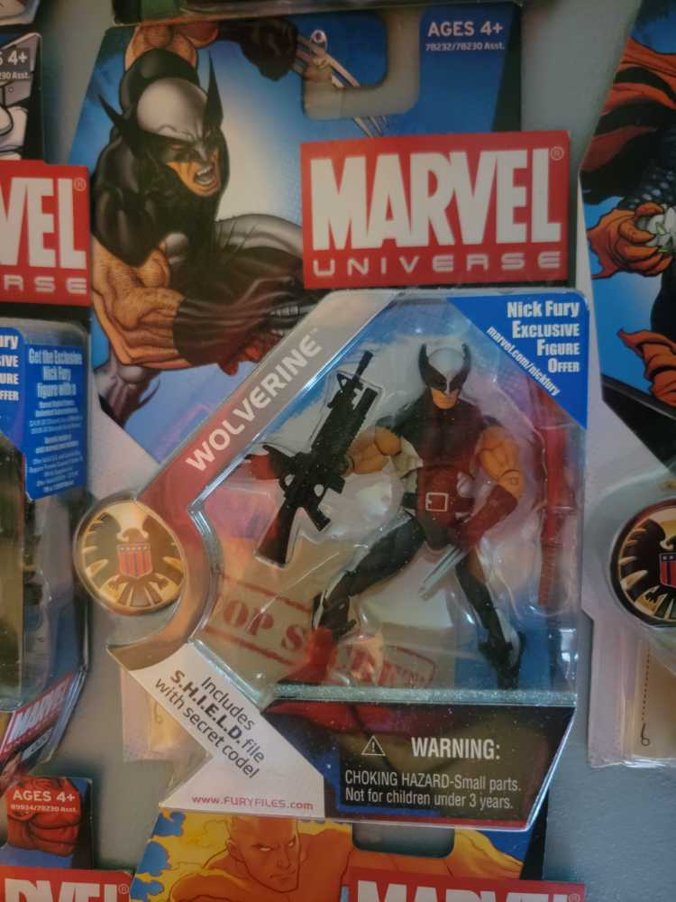 Wolverine (X-Force) - Marvel (Marvel Universe) action figure collectible [Barcode 653569355779] - Main Image 3