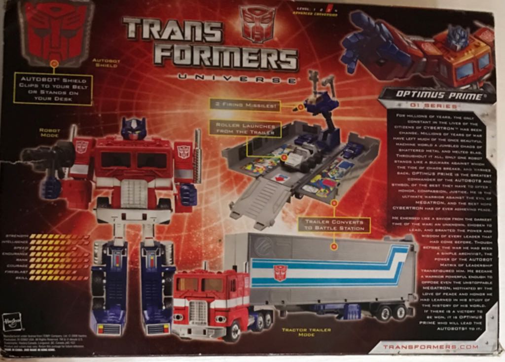 Hasbro Transformers Universe: 25th Anniversary Optimus Prime Robots Action Figu… - Hasbro (Deluxe Class) action figure collectible [Barcode 653569356455] - Main Image 2