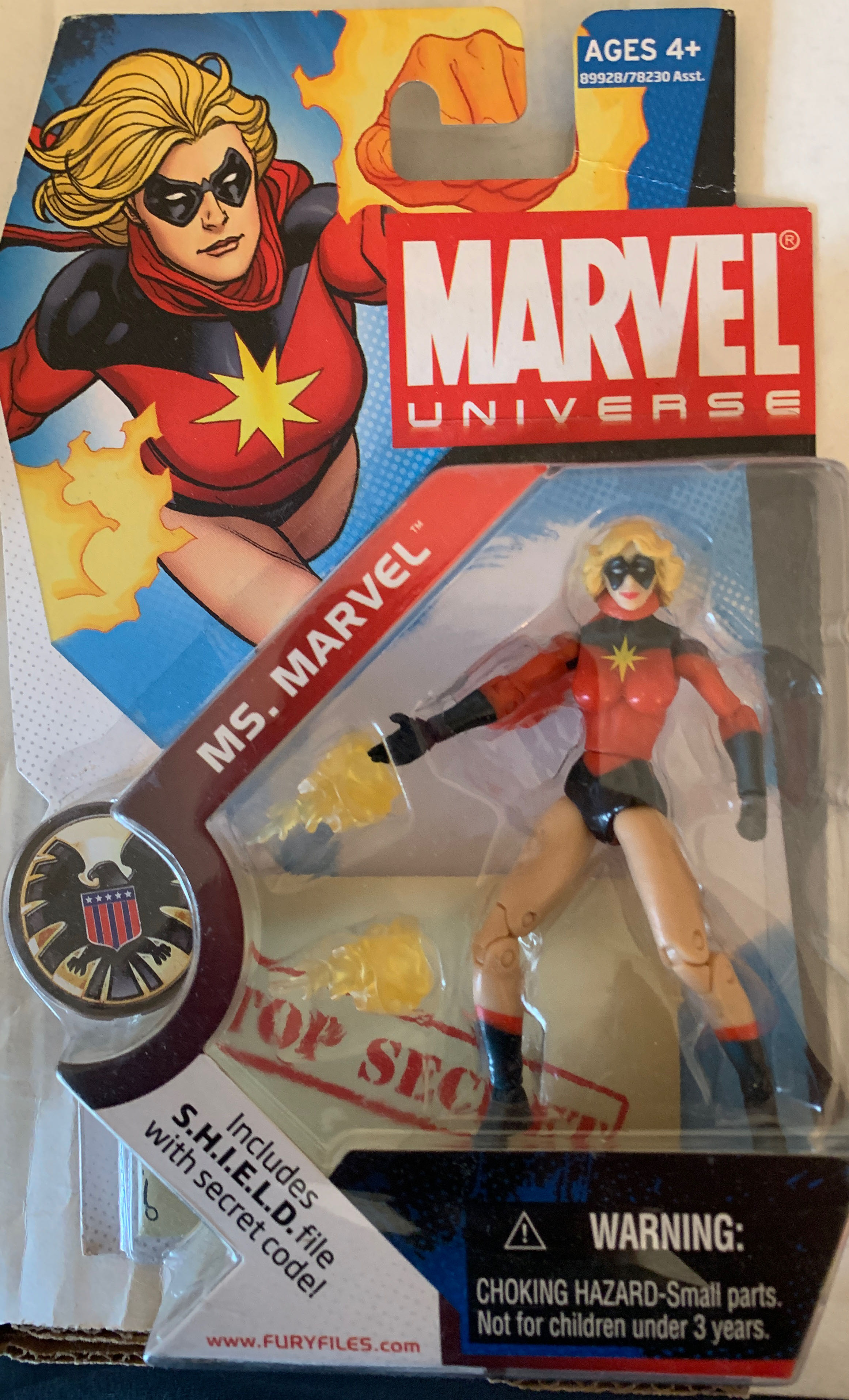 Ms. Marvel - Classic Version - Marvel Universe - Hasbro (Marvel Universe) action figure collectible [Barcode 653569375357] - Main Image 3