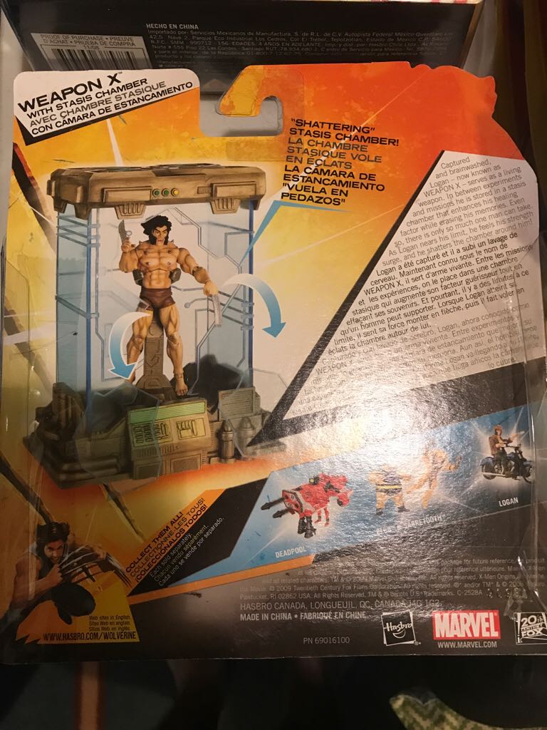 Wolverine Origins - Deluxe Weapon X - Hasbro (X-Men Origins: Wolverine) action figure collectible [Barcode 653569375760] - Main Image 2