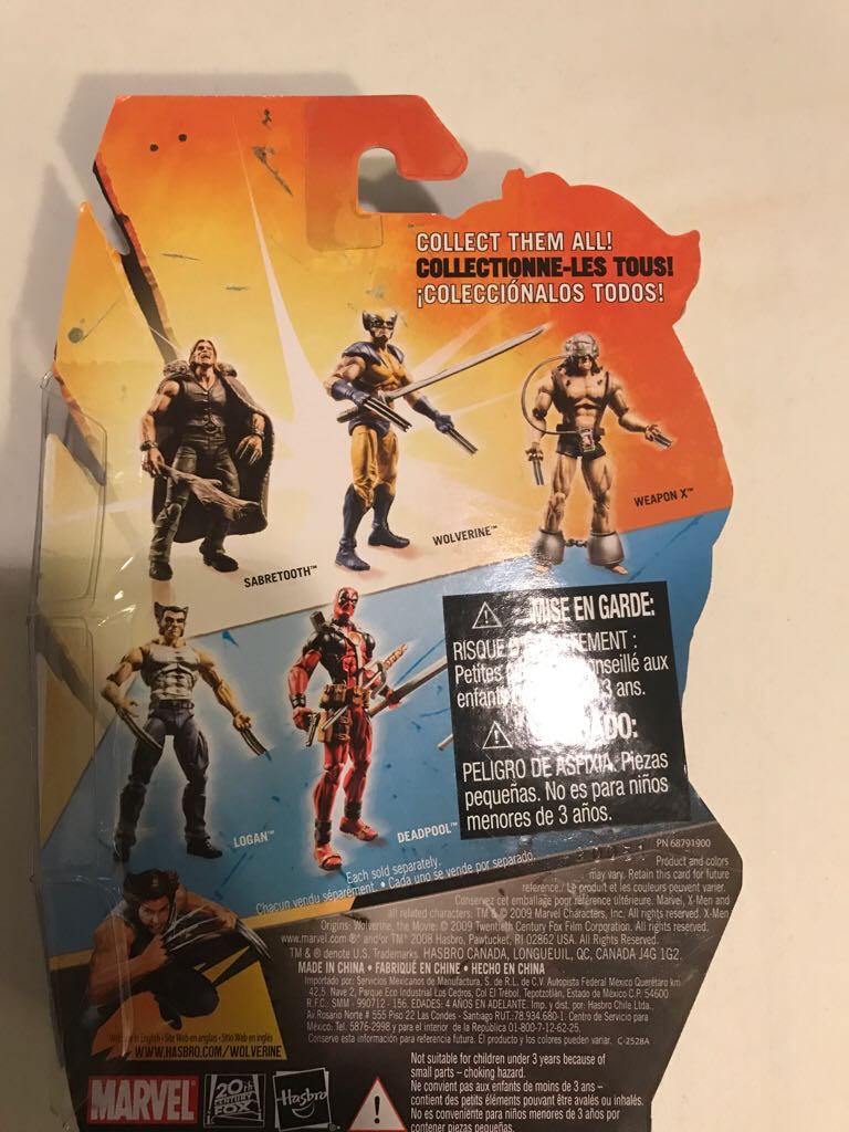 Weapon X Wolverine - Hasbro (X-Men Origins Wolverine) action figure collectible [Barcode 653569380825] - Main Image 2