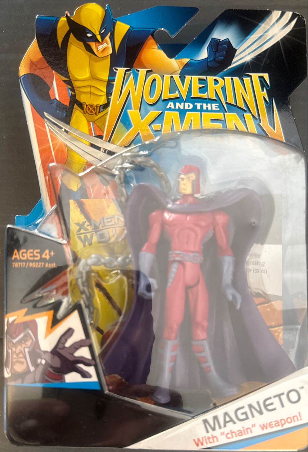 Magneto - Hasbro (Wolverine And The X-Men) action figure collectible [Barcode 653569381426] - Main Image 3
