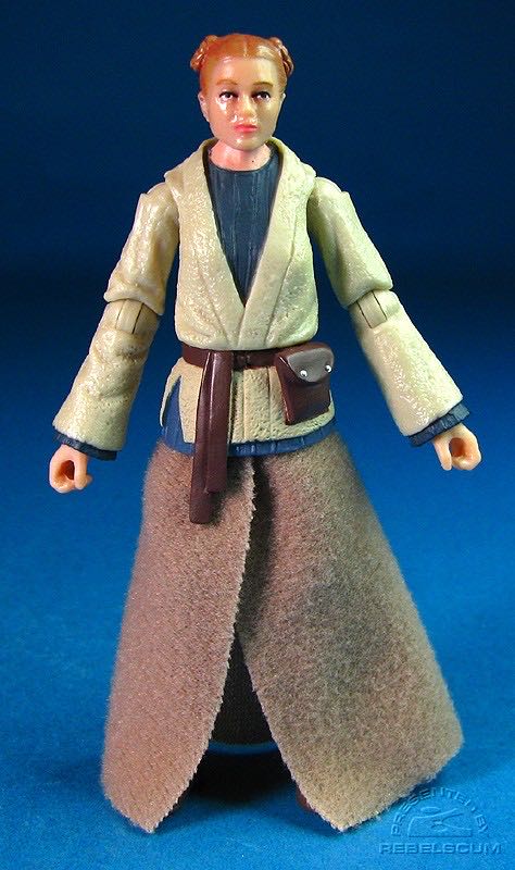 Beru Whitesun - Hasbro (Revenge Of The Sith) action figure collectible [Barcode 653569382119] - Main Image 2