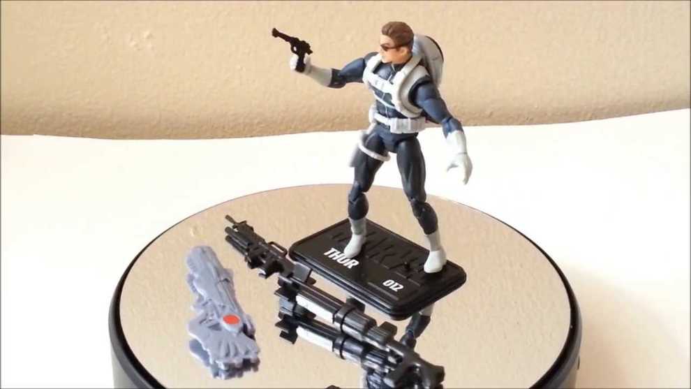 Marvel-Nick Fury - Hasbro (Marvel-Marvel Universe 3.75”) action figure collectible [Barcode 653569393276] - Main Image 3