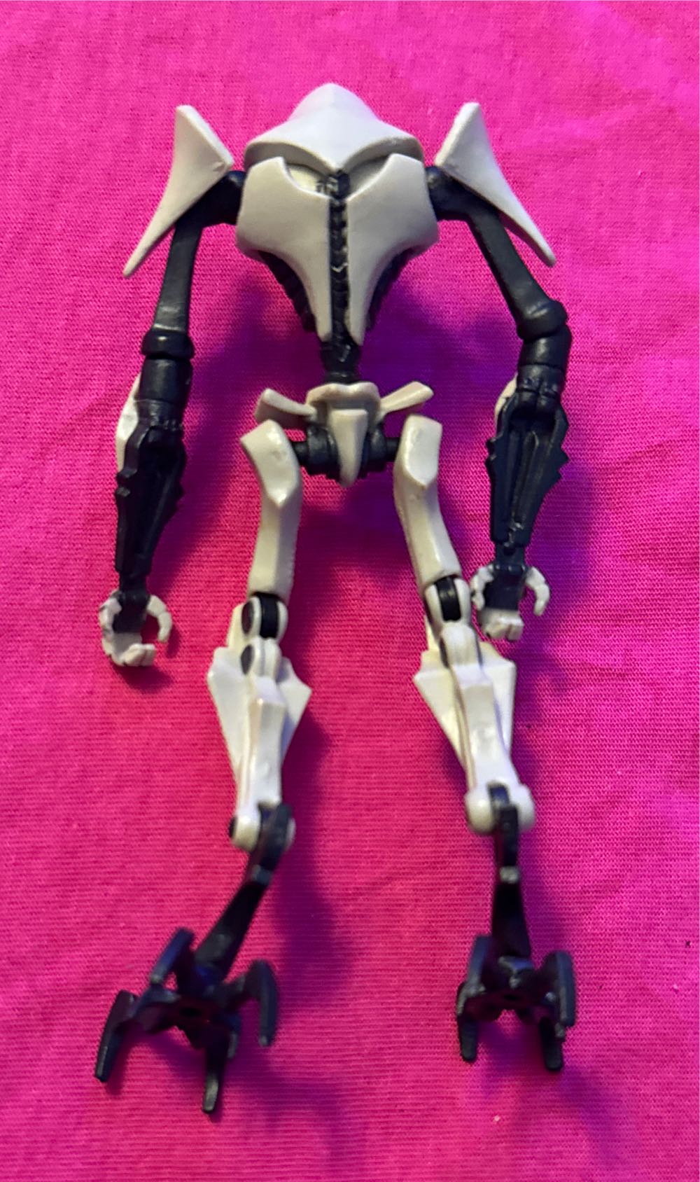 General Grievous - Hasbro (The Clone Wars) action figure collectible [Barcode 653569394310] - Main Image 2