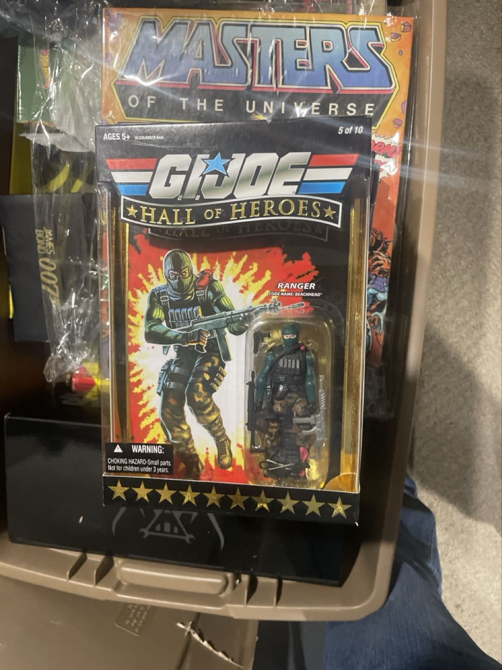 Beachhead V12 (Ranger) - Hasbro (Hall of Heroes) action figure collectible [Barcode 653569395270] - Main Image 3