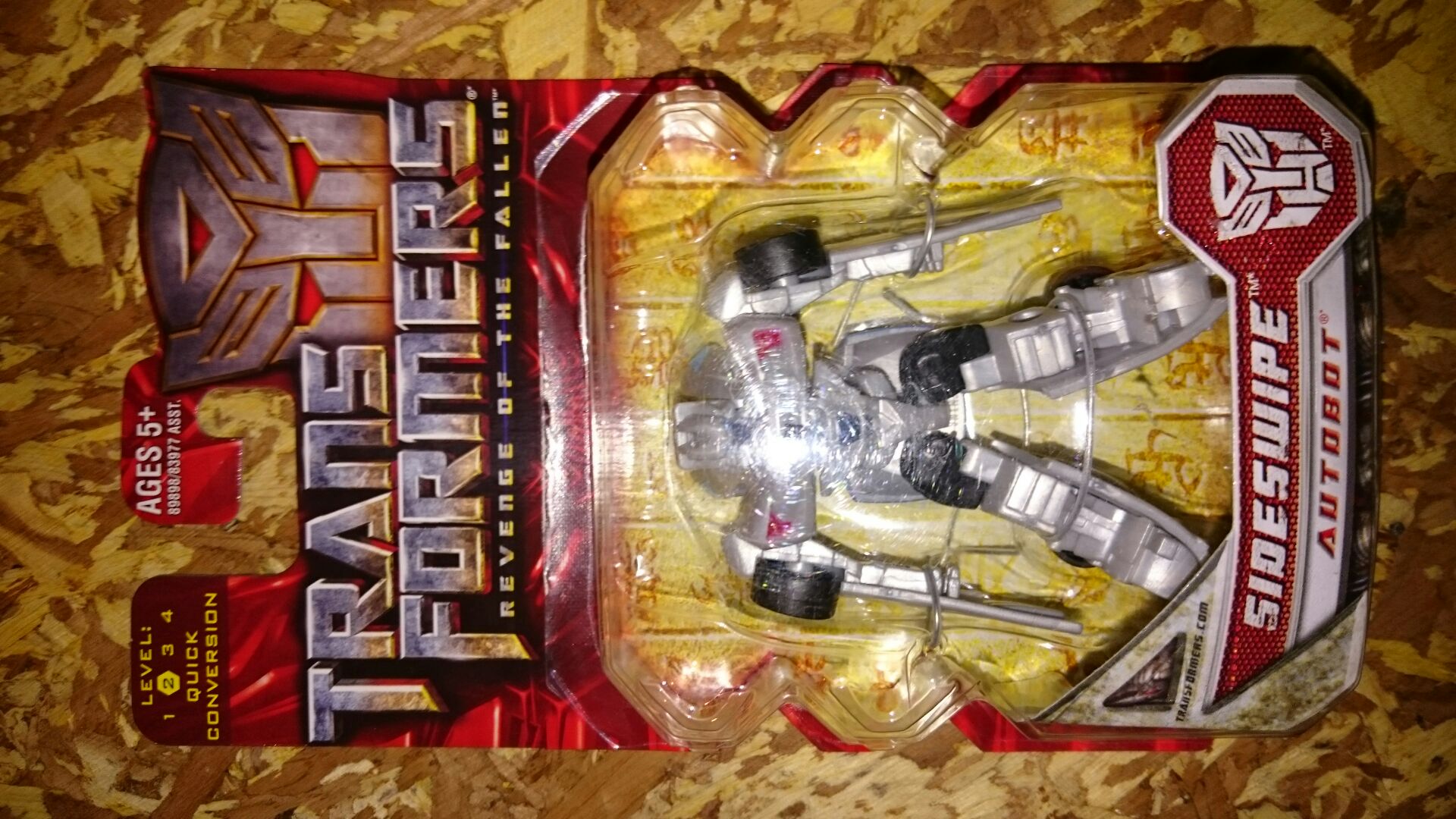 Soundwave w/ Laserbeak