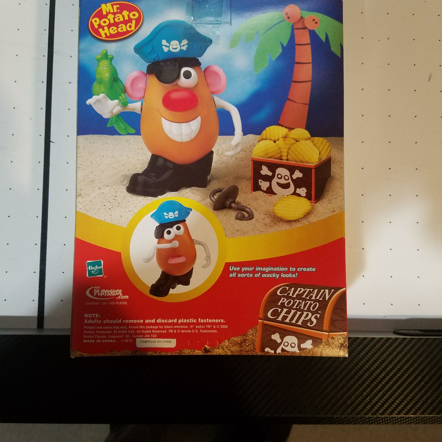 Captain Potato Chips - Playskool/Hasbro action figure collectible [Barcode 653569404323] - Main Image 2