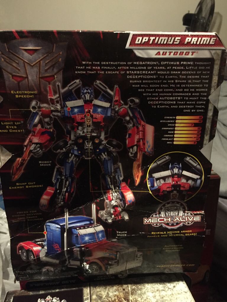 Optimus Prime Leader Class ROTF - Hasbro (Transformers: Revenge Of The Fallen) action figure collectible [Barcode 653569406020] - Main Image 2