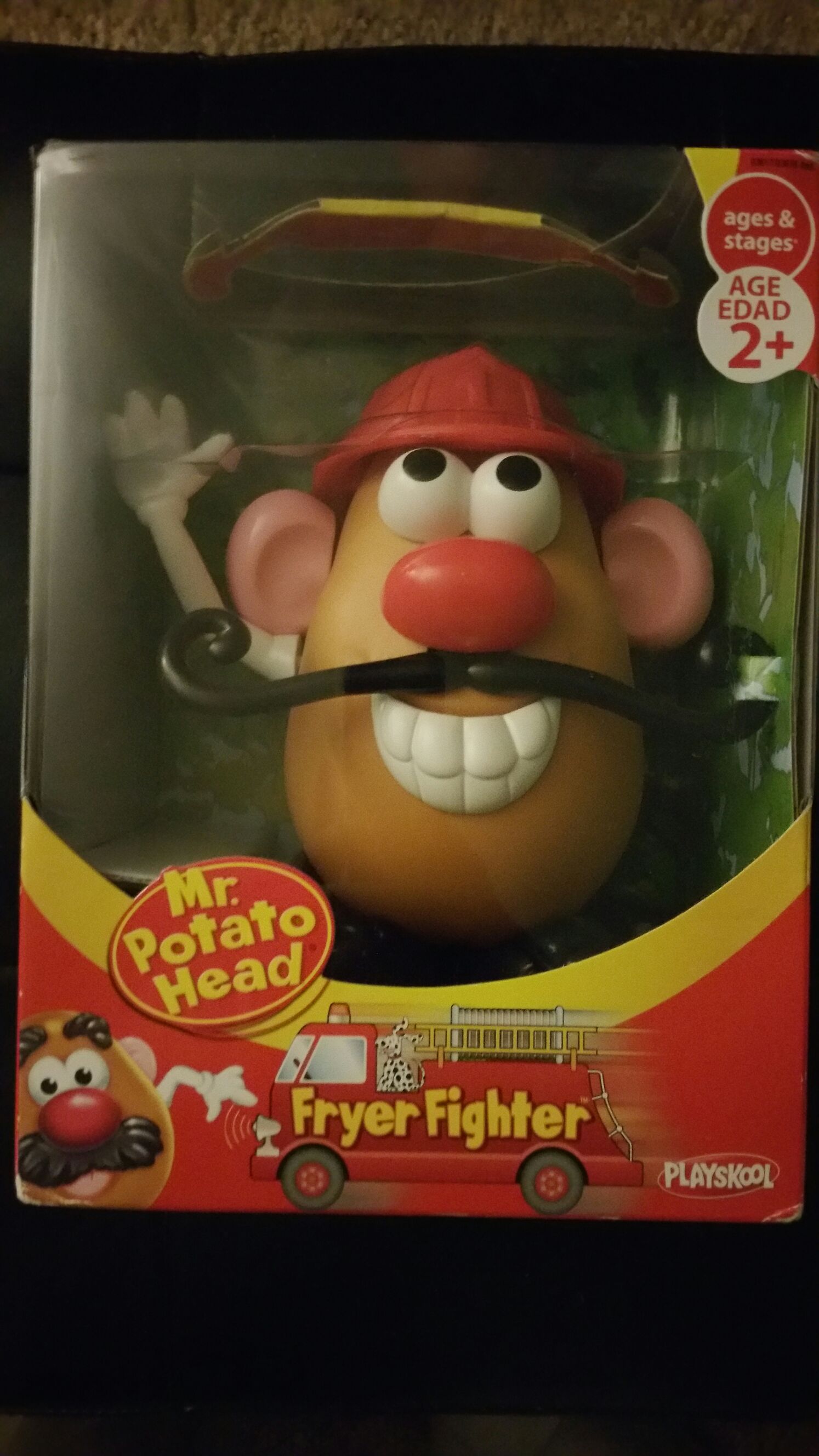 Mr Potato Head Fryer Fighter - Hasbro/Canada action figure collectible [Barcode 653569407829] - Main Image 1