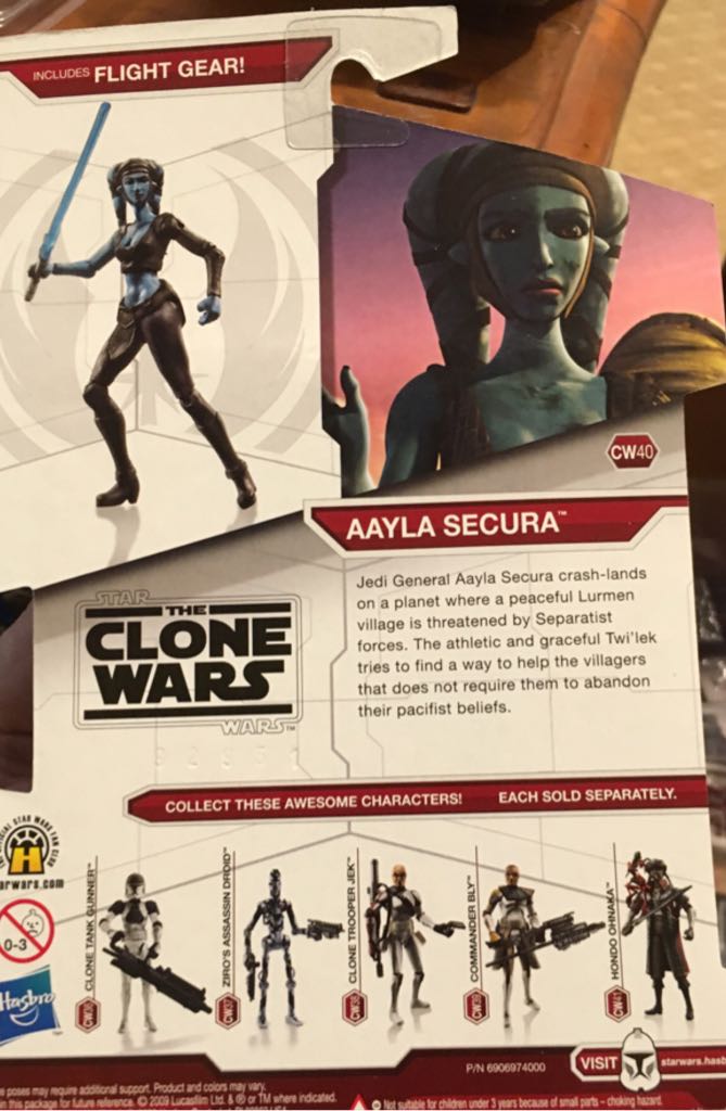 Aayla Secura - Hasbro (Attack Of The Clones) action figure collectible [Barcode 653569426035] - Main Image 2