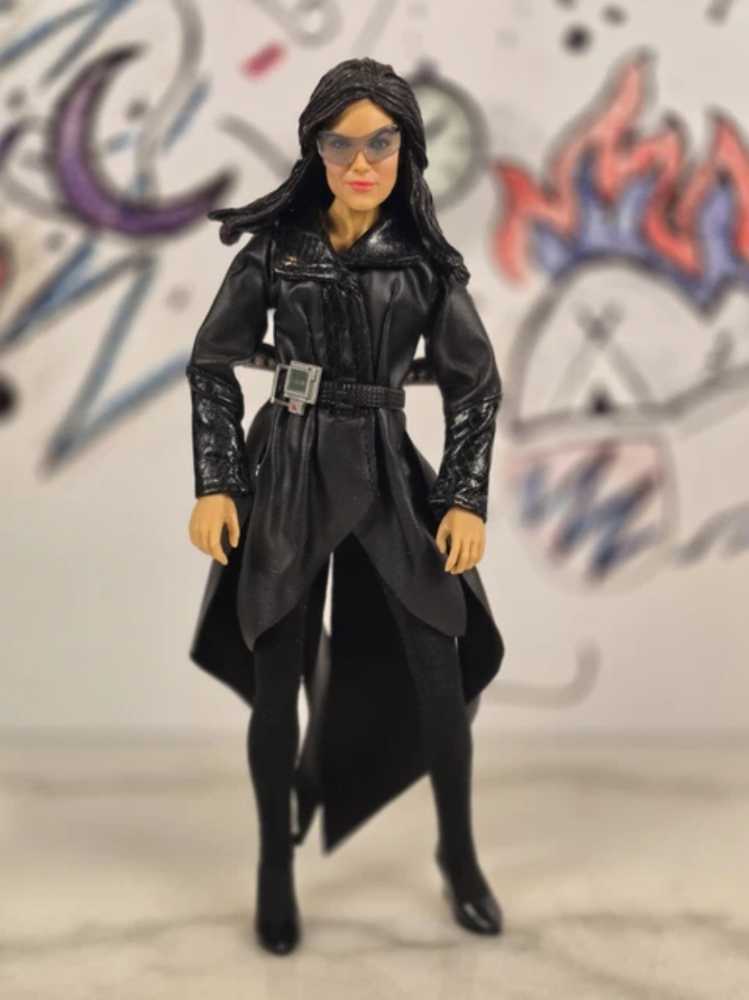 G.I.Joe Rise of Cobra Baroness SDCC 2009 Hasbro Action Figure NIB - Hasbro (G.I. Joe Rise Of Cobra) action figure collectible [Barcode 653569434429] - Main Image 4